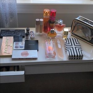 Makeup/ perfume bundle!!!